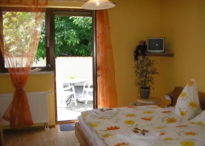 Lindenallee Neuendettelsau